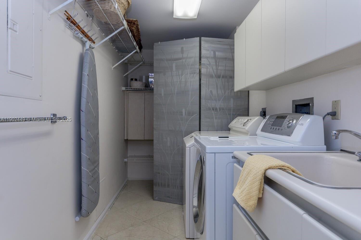 PELICAN WALK 1 CONDO - Residential Lease