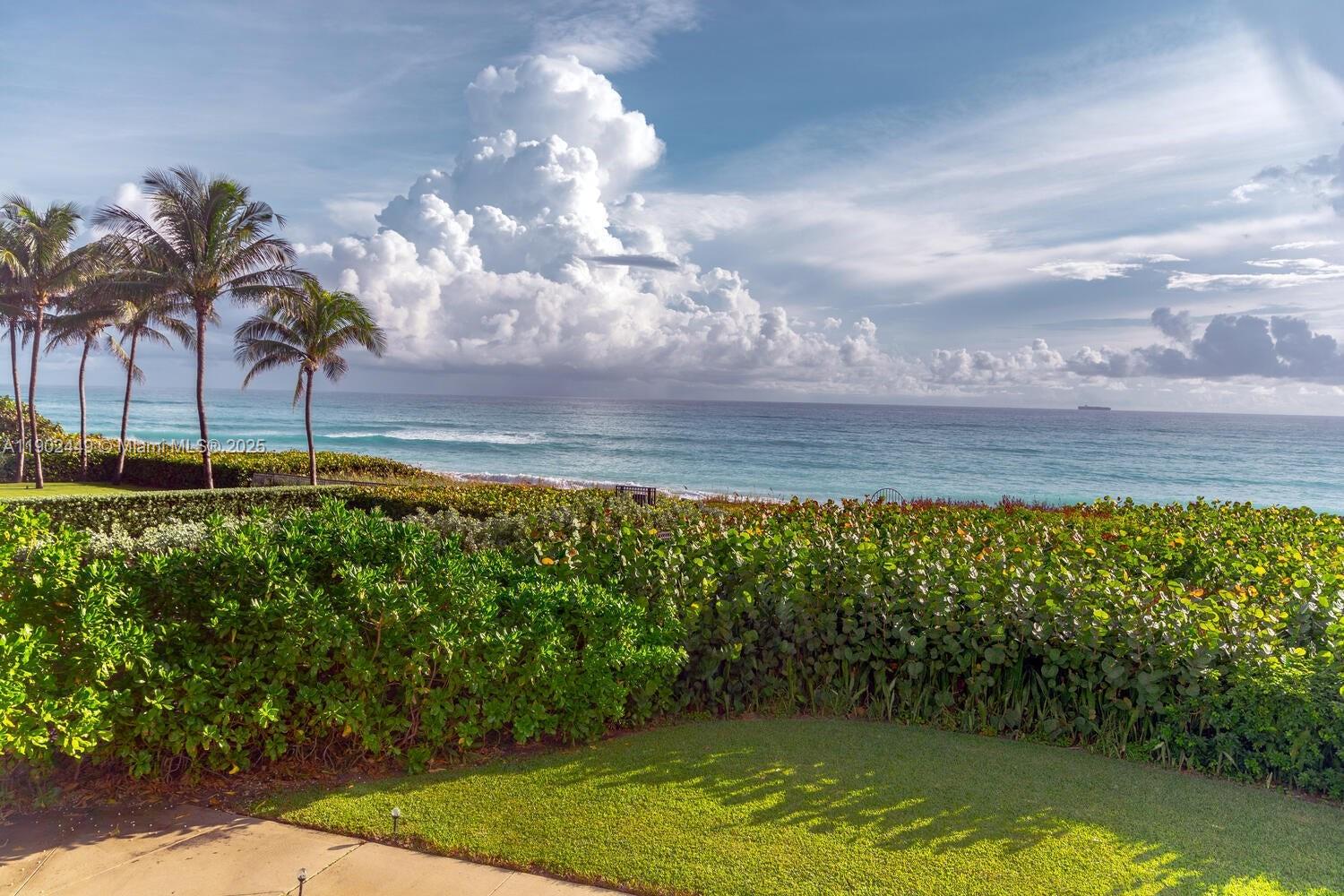 View photos, virtual tours, details... 290 Celestial Way 2