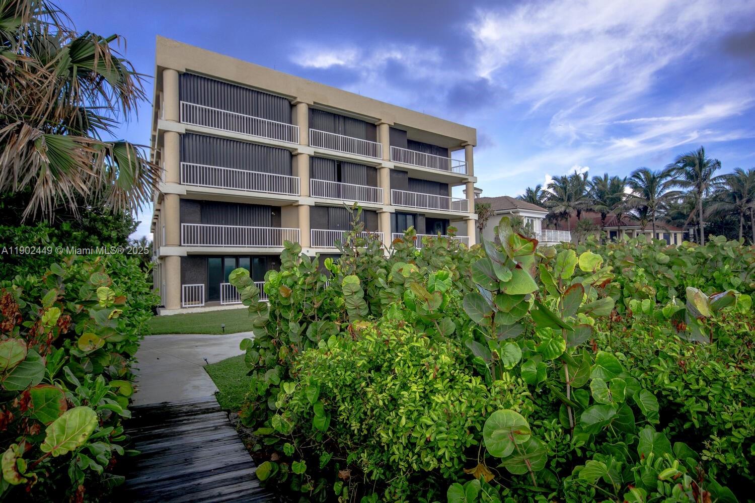 PELICAN WALK 1 CONDO - Residential Lease