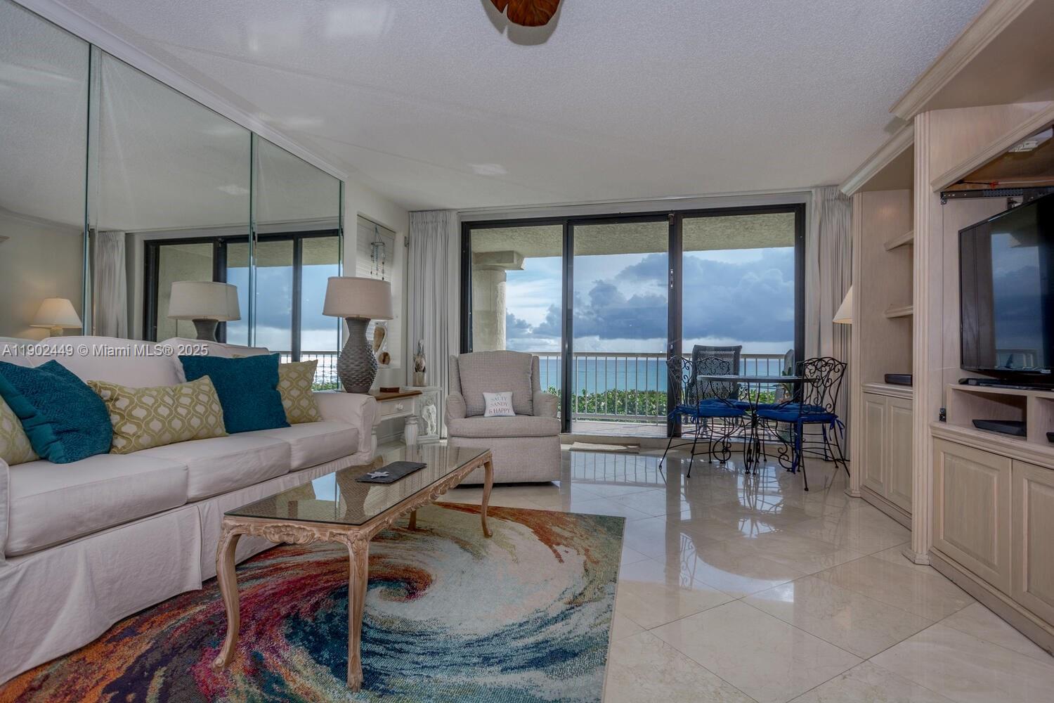 View photos, virtual tours, details... 290 Celestial Way 2