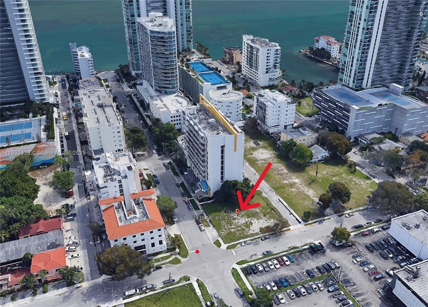 * The property consists of 2 adjacent folios with dimensions of 105' w x 110'l (11,550 sf).
2939 NE 4th Avenue (Folio: 01-3230-013-0780) and 412 NE 30th Street (Folio: 01-3230-013-0790)

* T6-36A-L zoning.

* Transit Oriented District; Live Local.