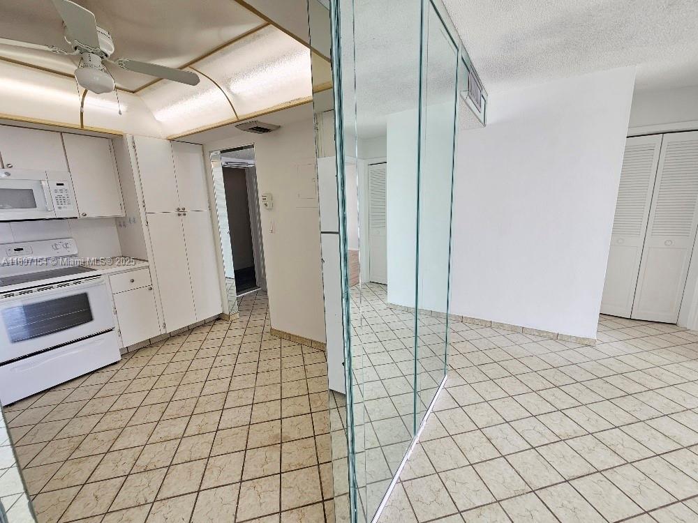 DEL PRADO MARINA - Residential Lease