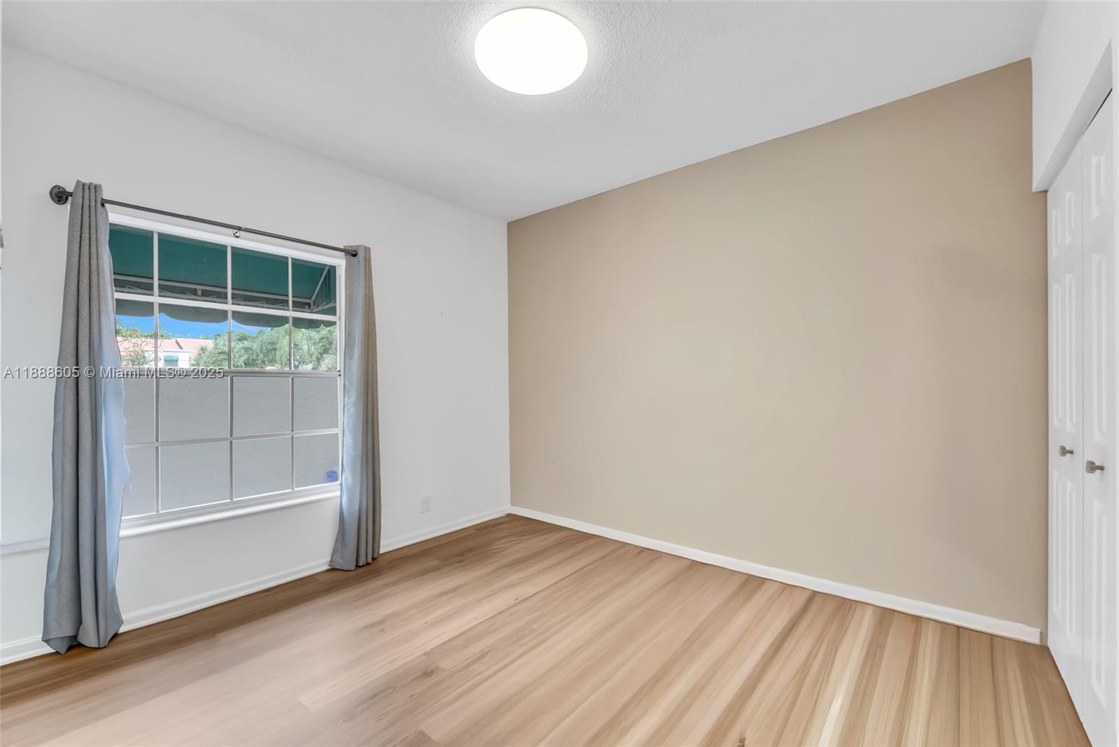 PLUM AT BOCA POINTE CONDO - Residential