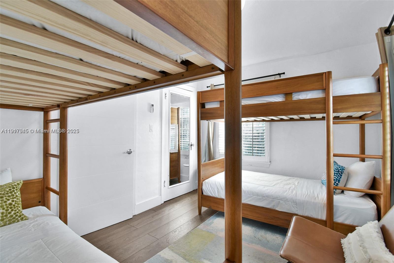 OCEAN BEACH ADDN NO 3 - Residential