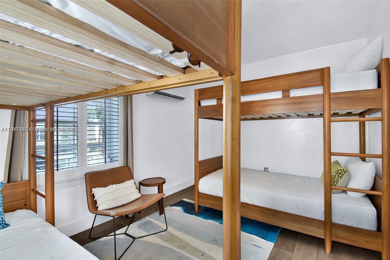 OCEAN BEACH ADDN NO 3 - Residential