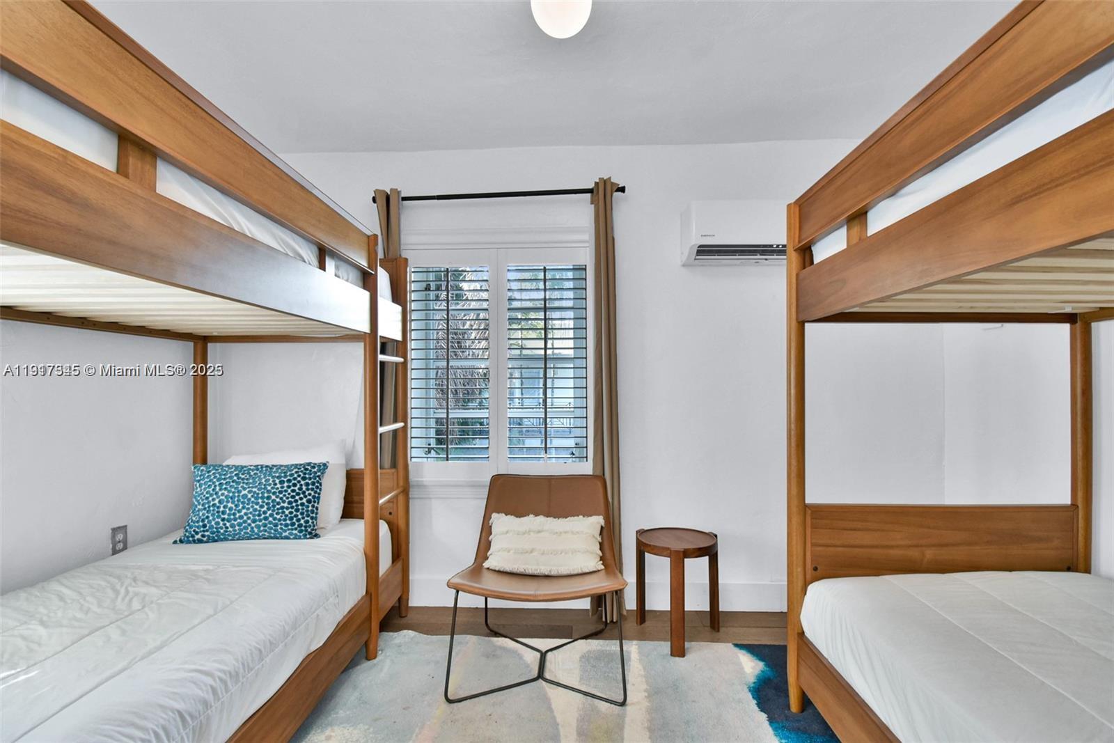 OCEAN BEACH ADDN NO 3 - Residential