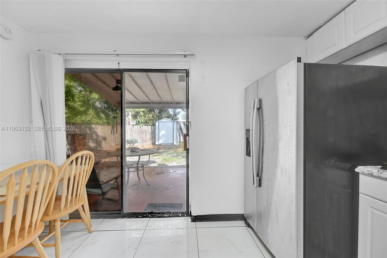 PALM LANE VILLA - Residential