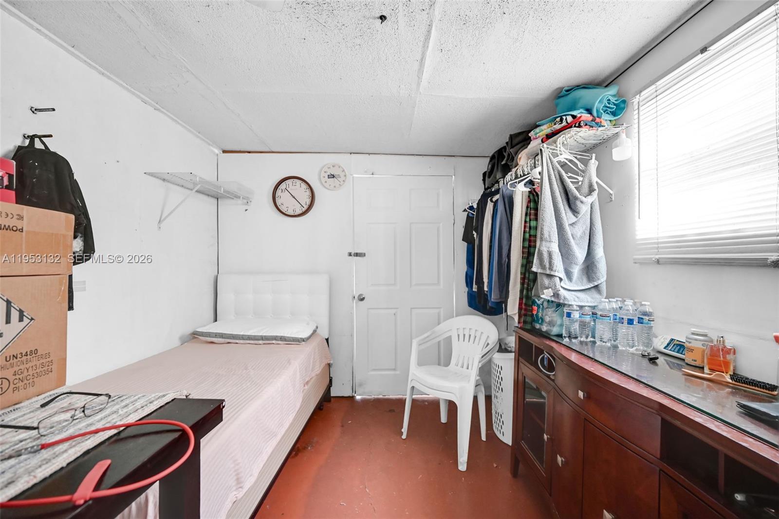 PALM LANE VILLA - Residential