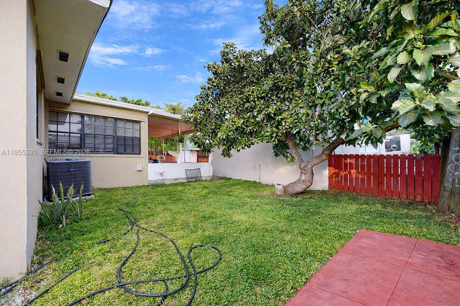 DIXIE ESTATES 2ND ADDN - Residential