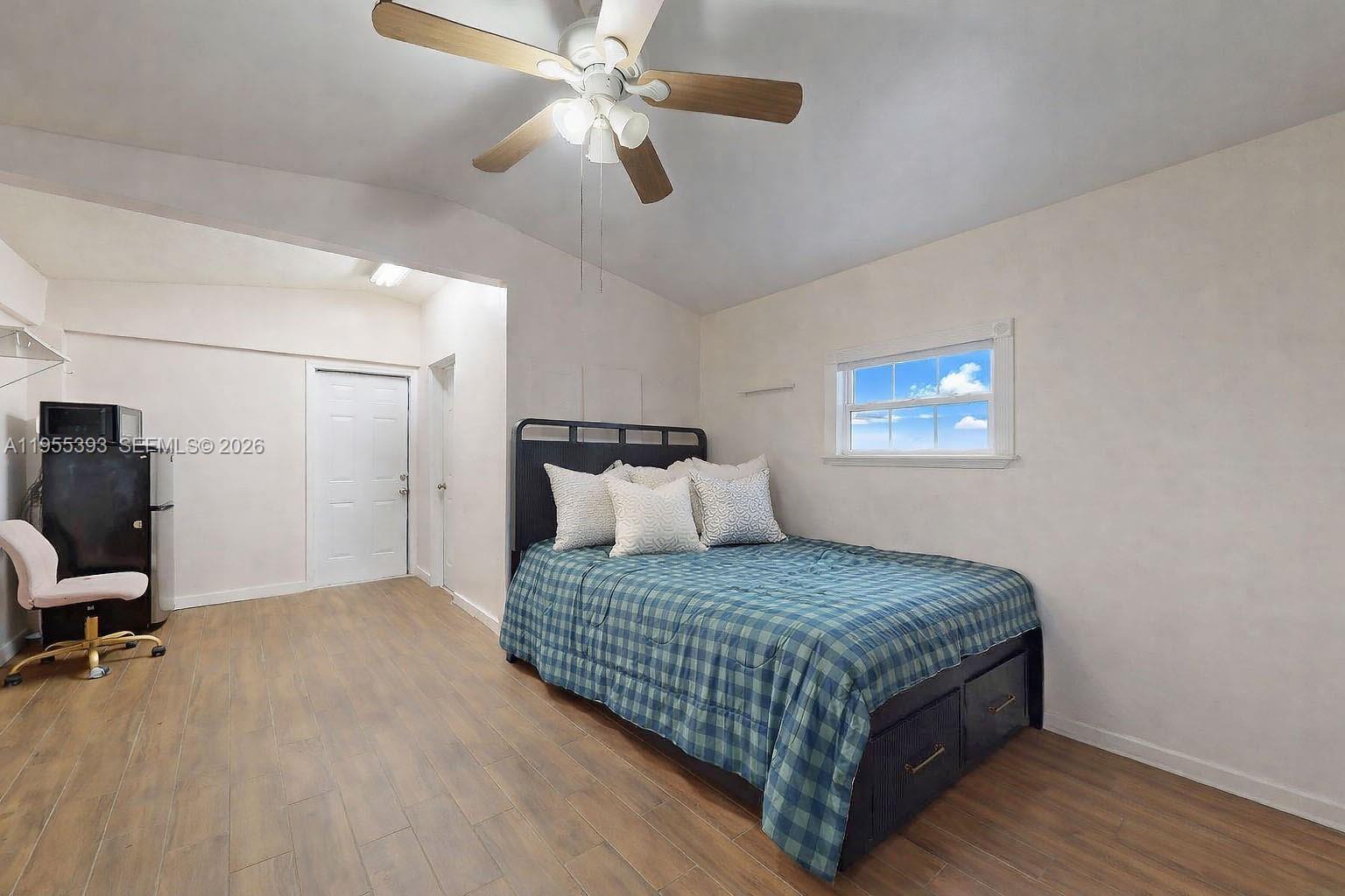 DIXIE ESTATES 2ND ADDN - Residential