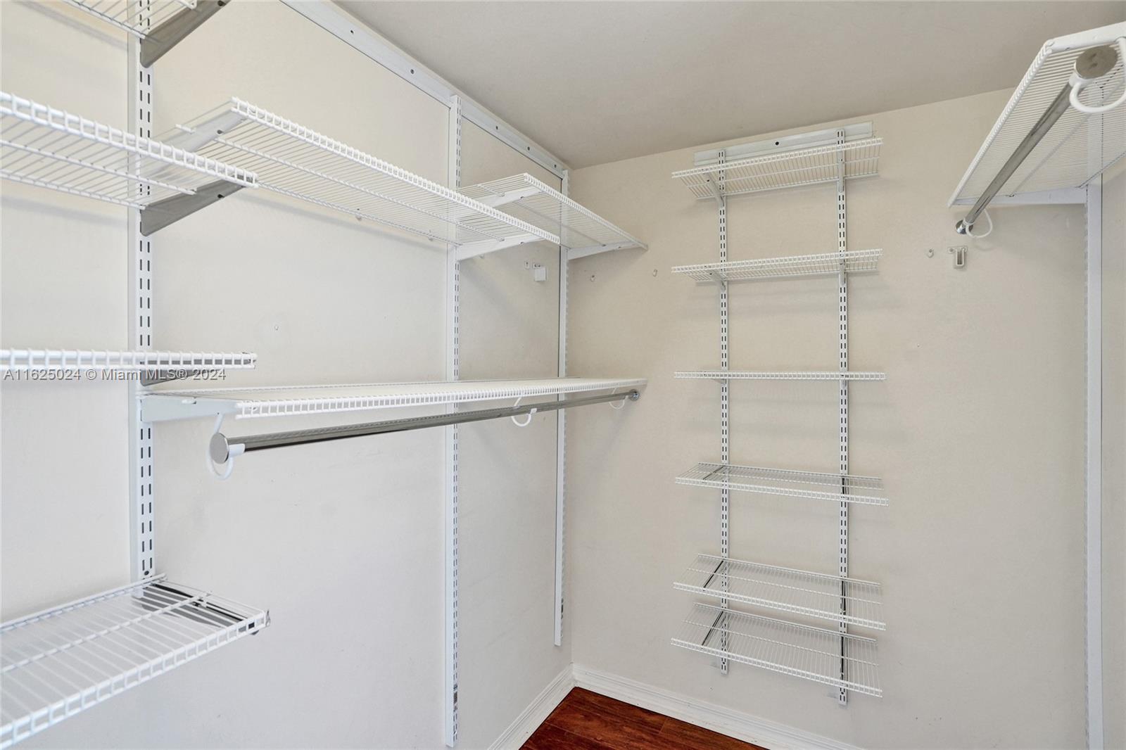 WAVERLY AT LAS OLAS CONDO - Residential