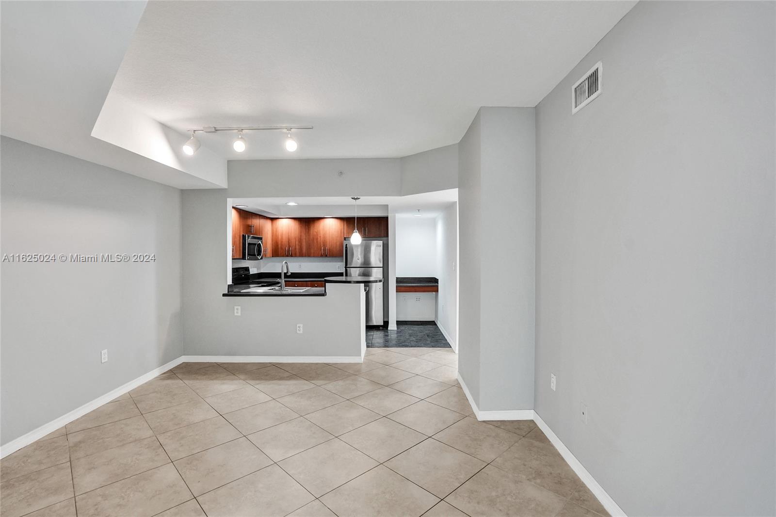WAVERLY AT LAS OLAS CONDO - Residential