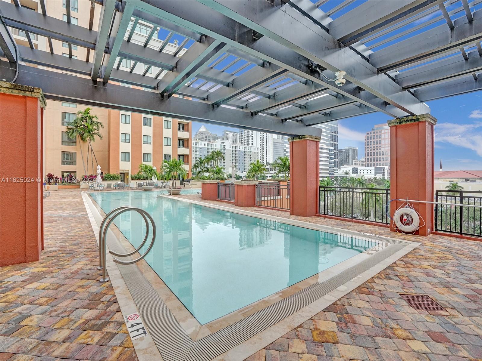 WAVERLY AT LAS OLAS CONDO - Residential