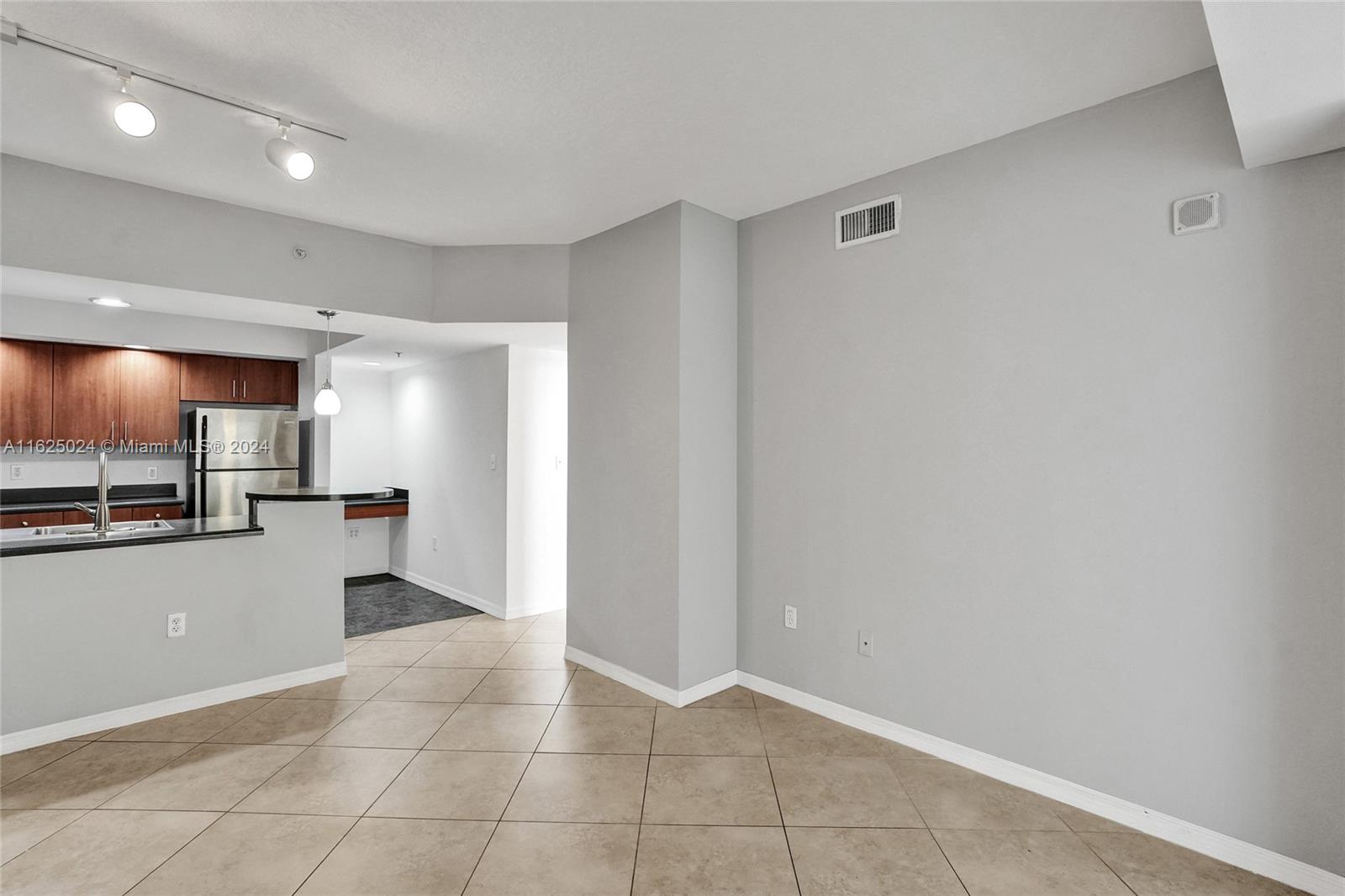 WAVERLY AT LAS OLAS CONDO - Residential
