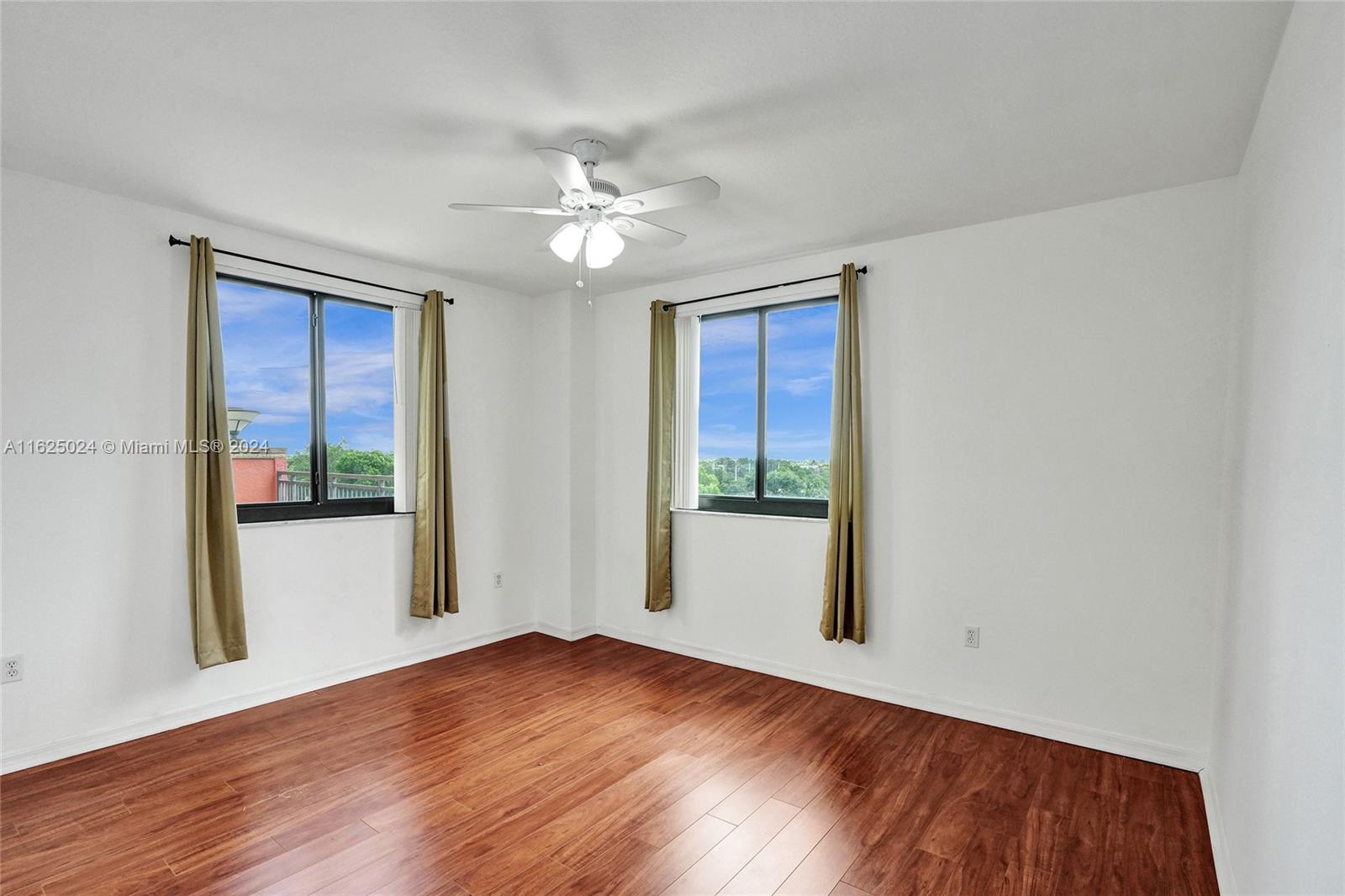 WAVERLY AT LAS OLAS CONDO - Residential