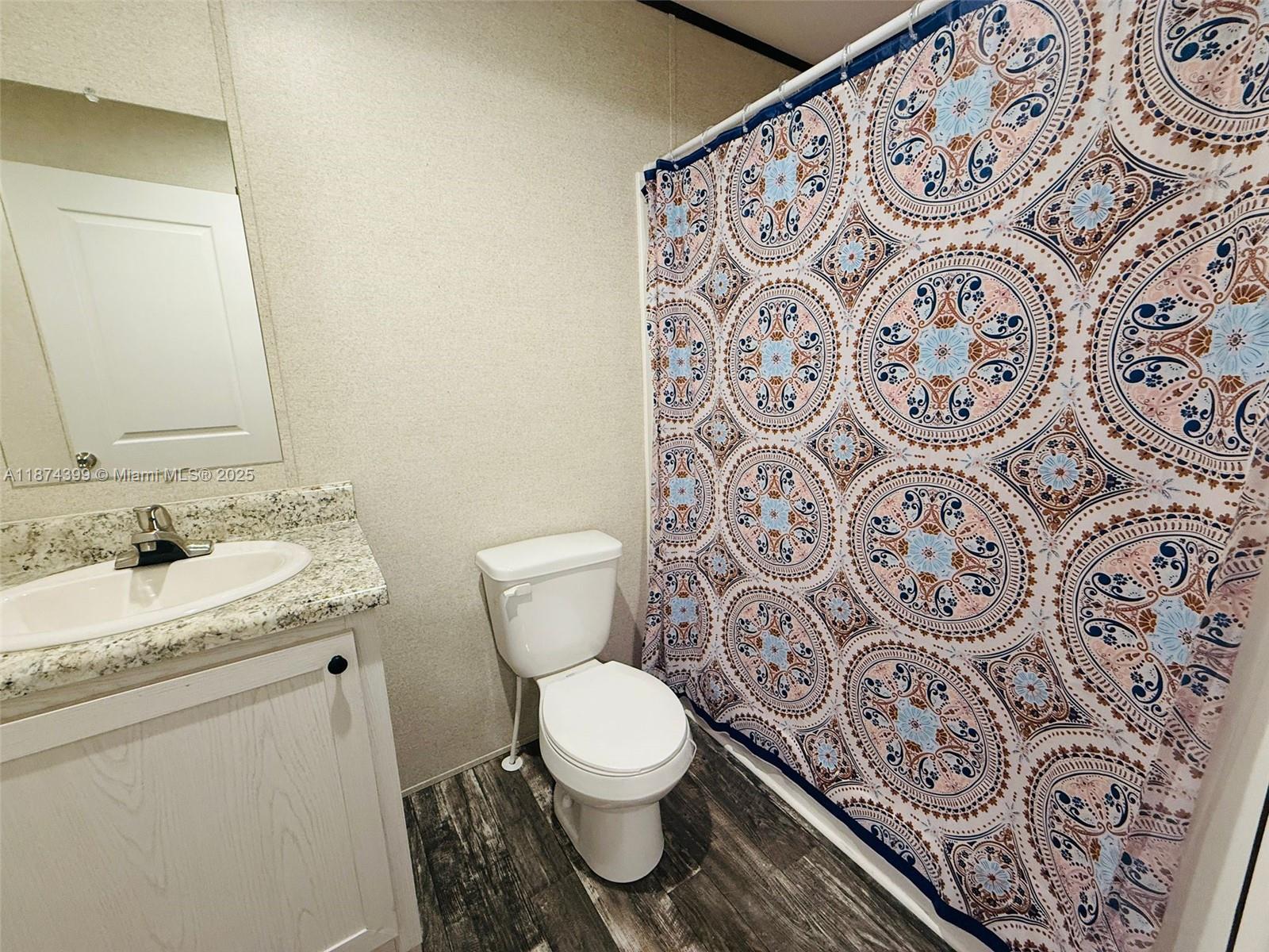 PARADISE VIEW ESTATES - Residential