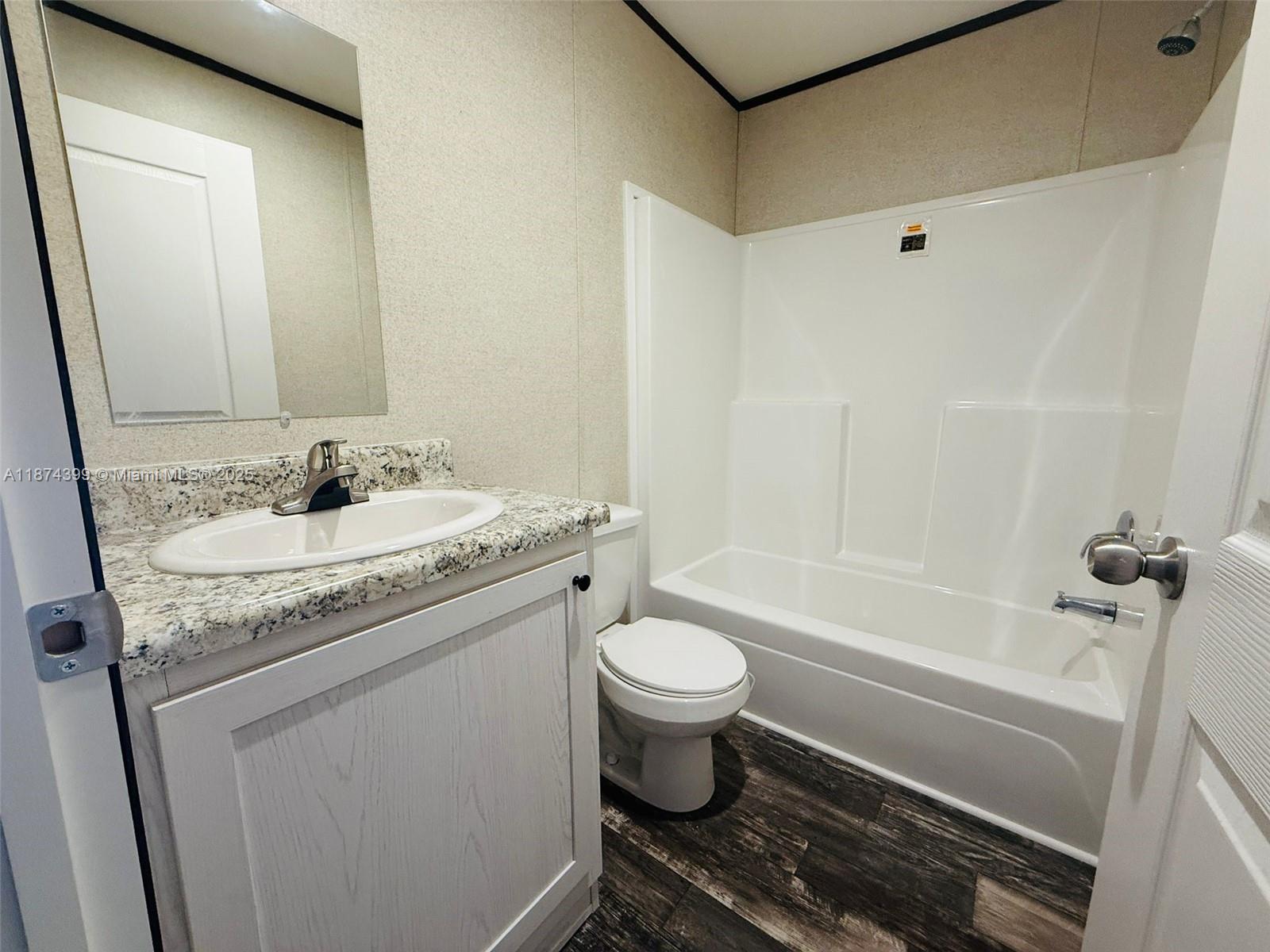 PARADISE VIEW ESTATES - Residential