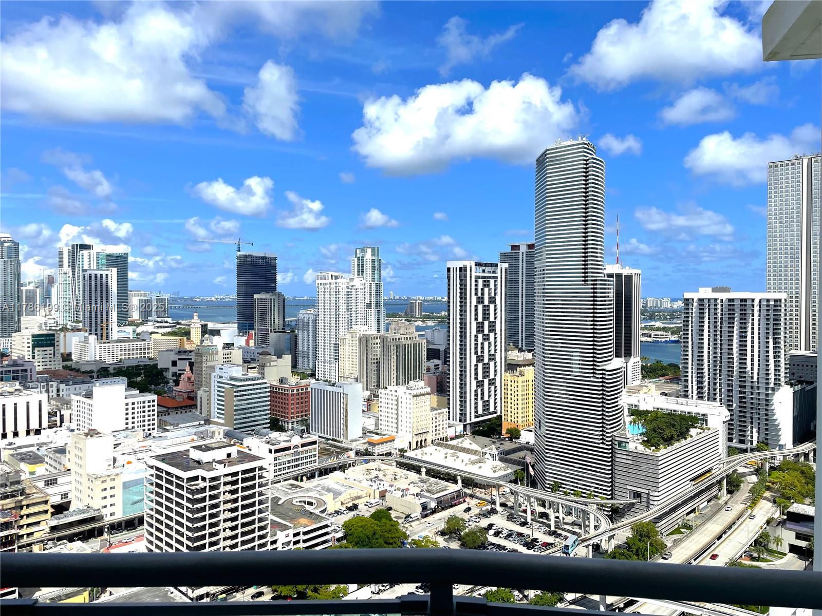 WIND CONDO - Residential Lease