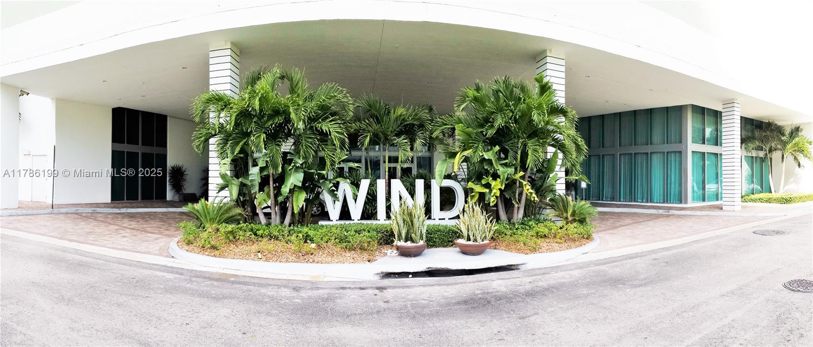 WIND CONDO - Residential Lease