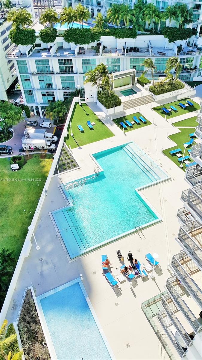 WIND CONDO - Residential Lease