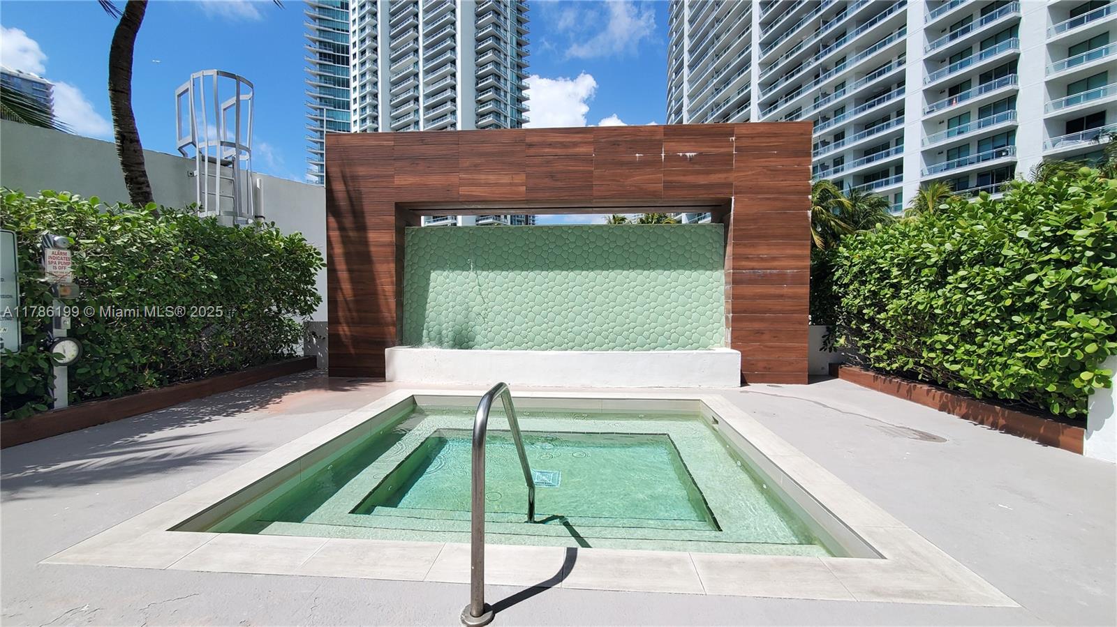 WIND CONDO - Residential Lease