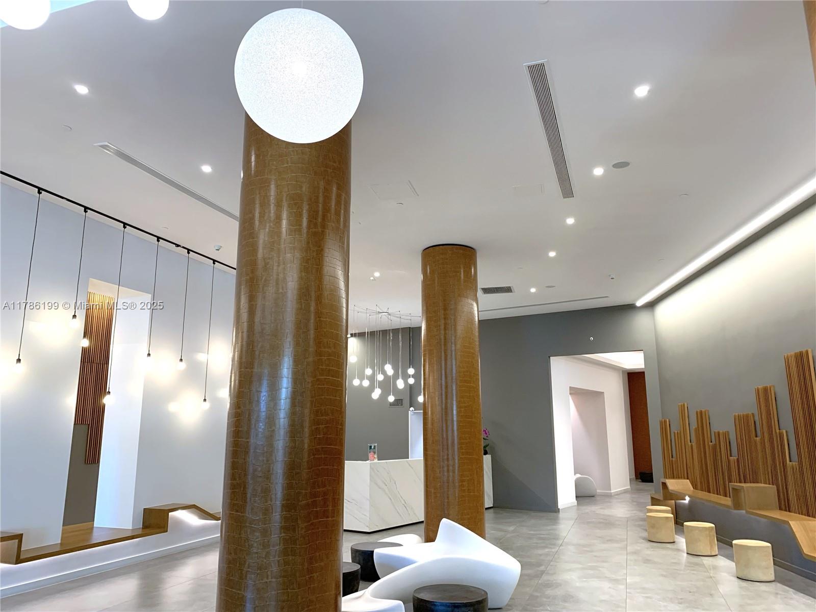 WIND CONDO - Residential Lease