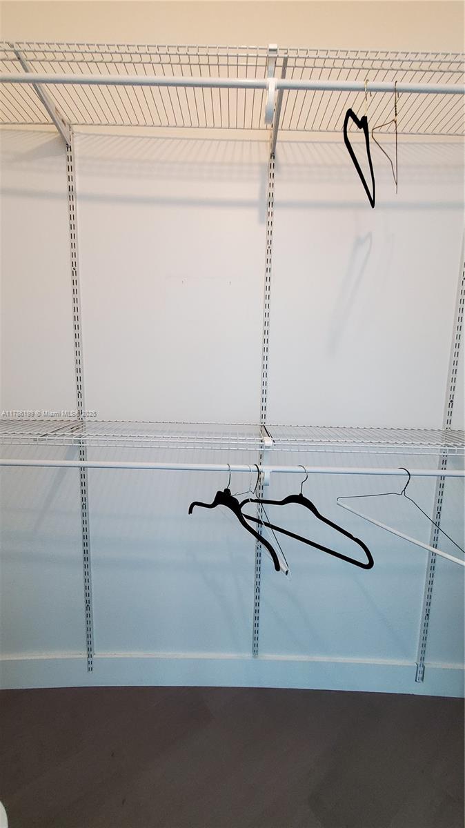 WIND CONDO - Residential Lease