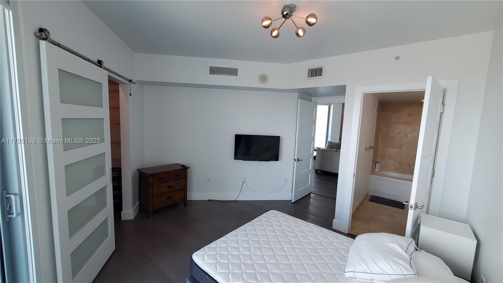 WIND CONDO - Residential Lease