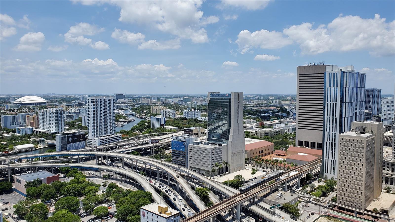 WIND CONDO - Residential Lease