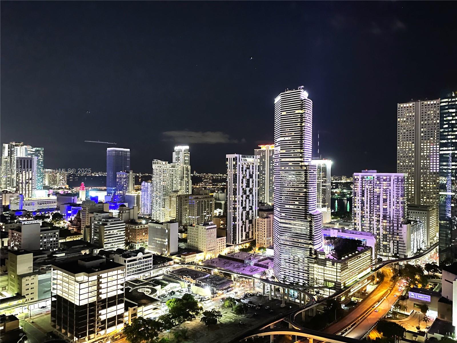 WIND CONDO - Residential Lease