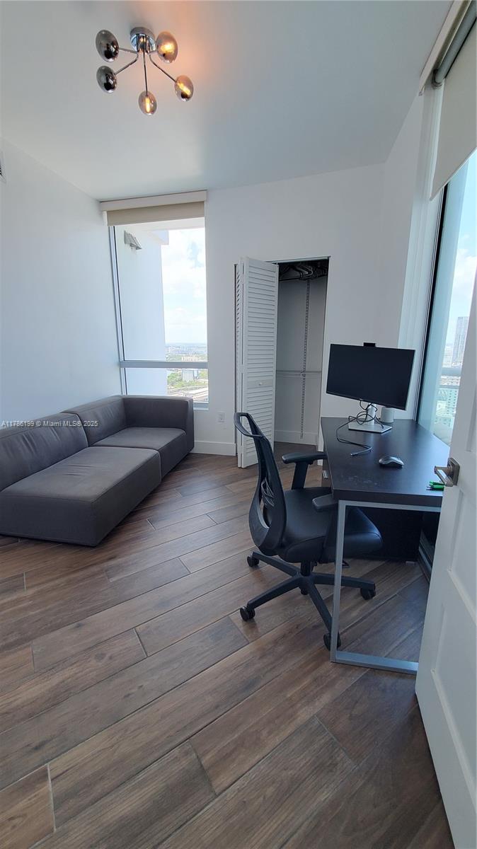 WIND CONDO - Residential Lease