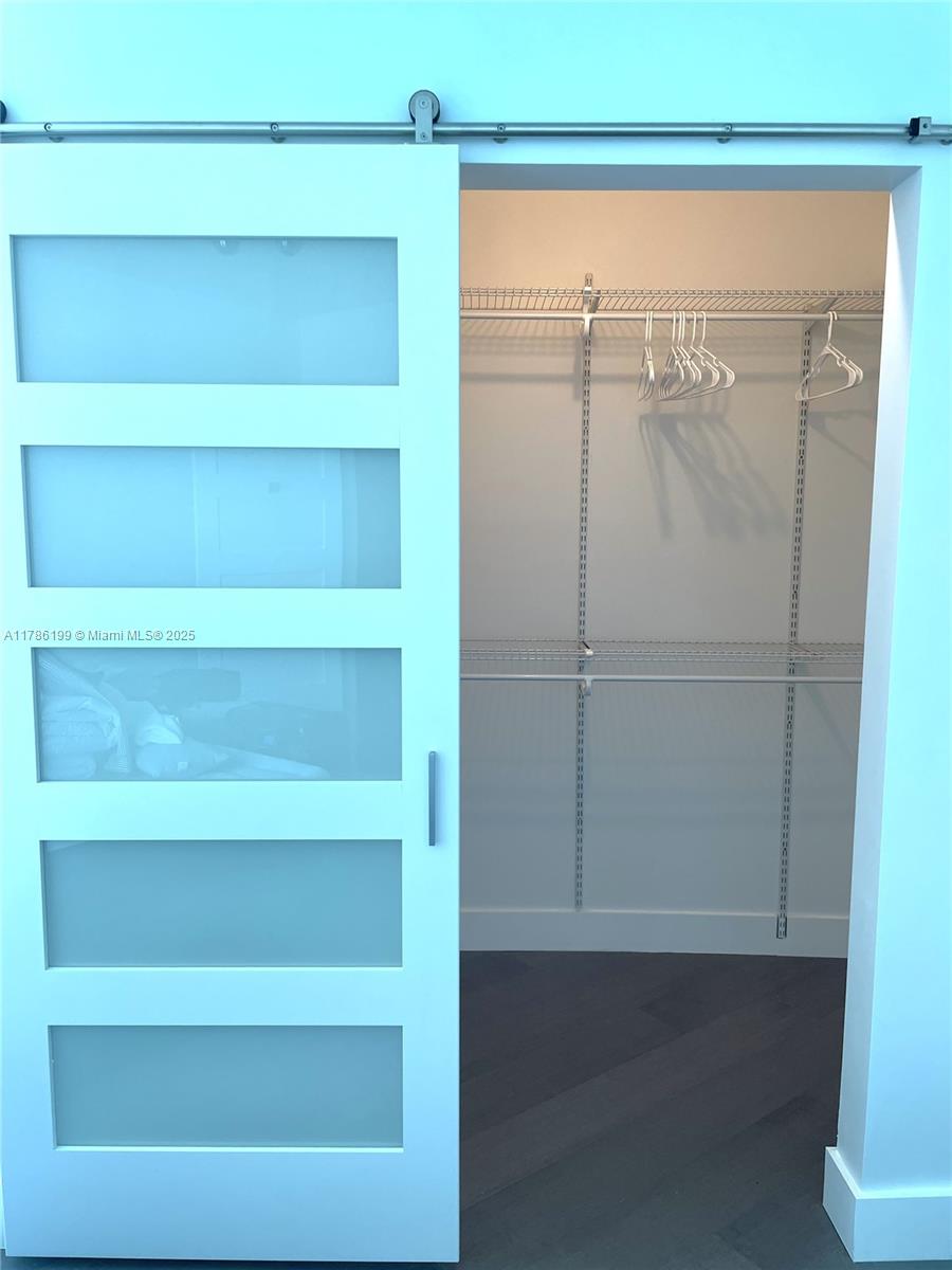 WIND CONDO - Residential Lease