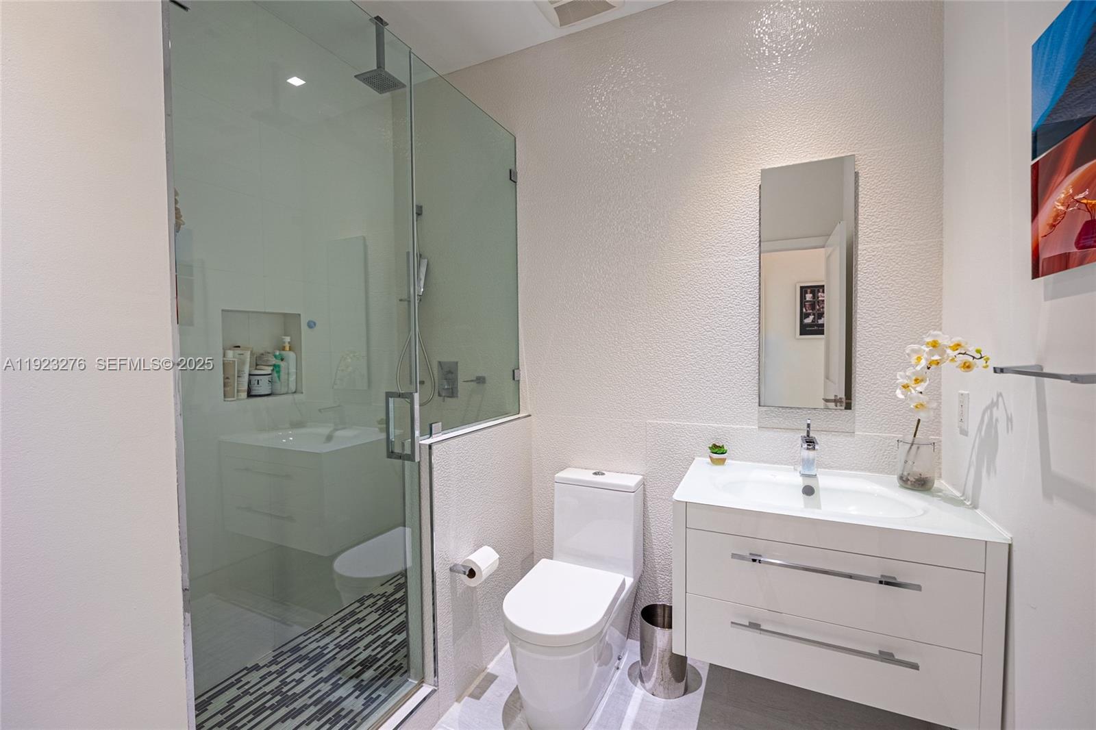 VANDERBILT PARK AMD PL - Residential Lease