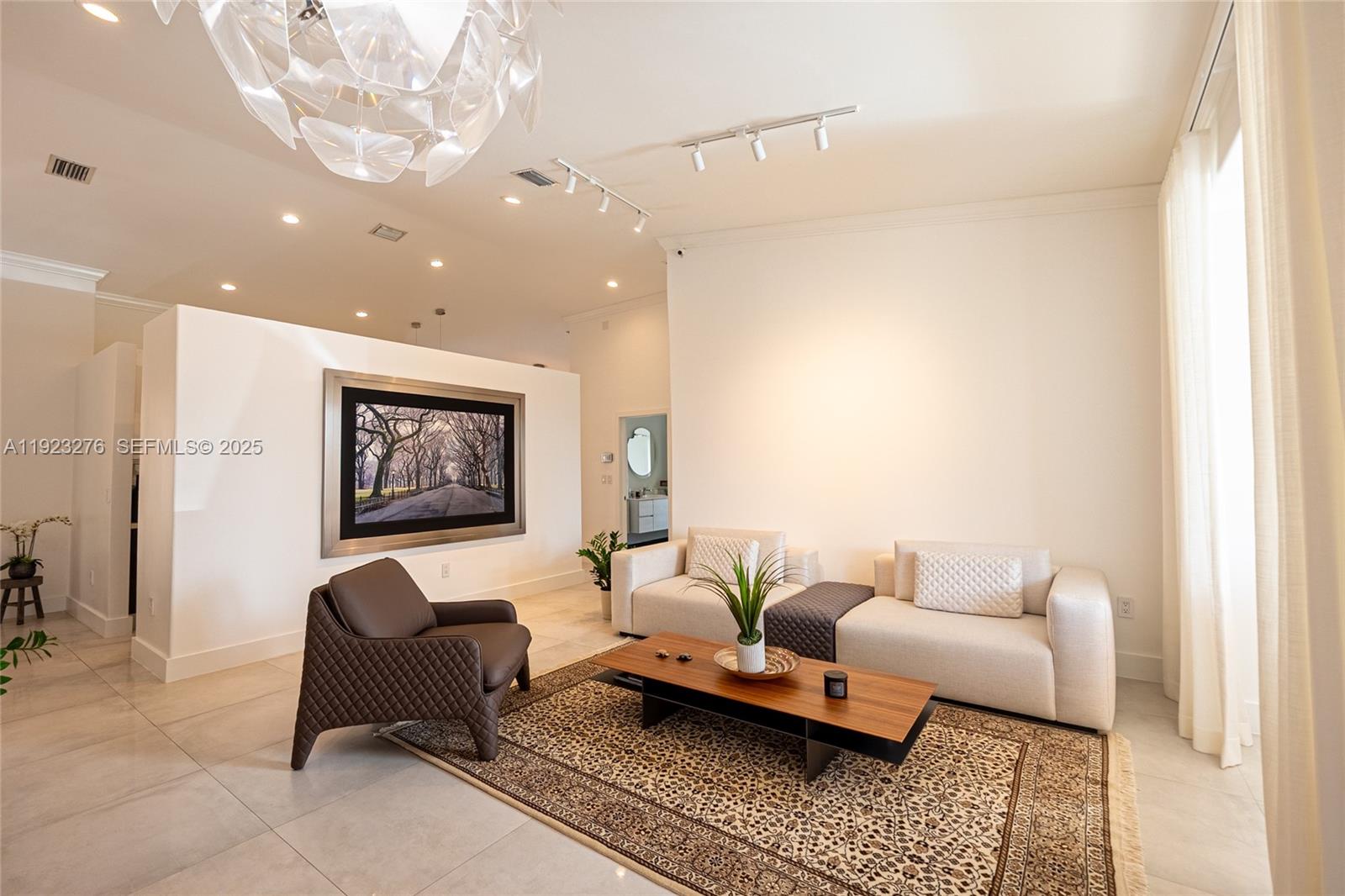 VANDERBILT PARK AMD PL - Residential Lease