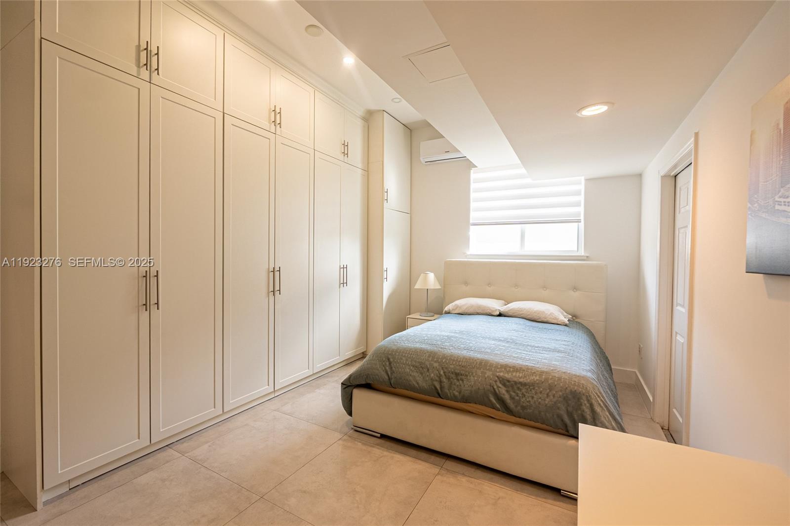 VANDERBILT PARK AMD PL - Residential Lease