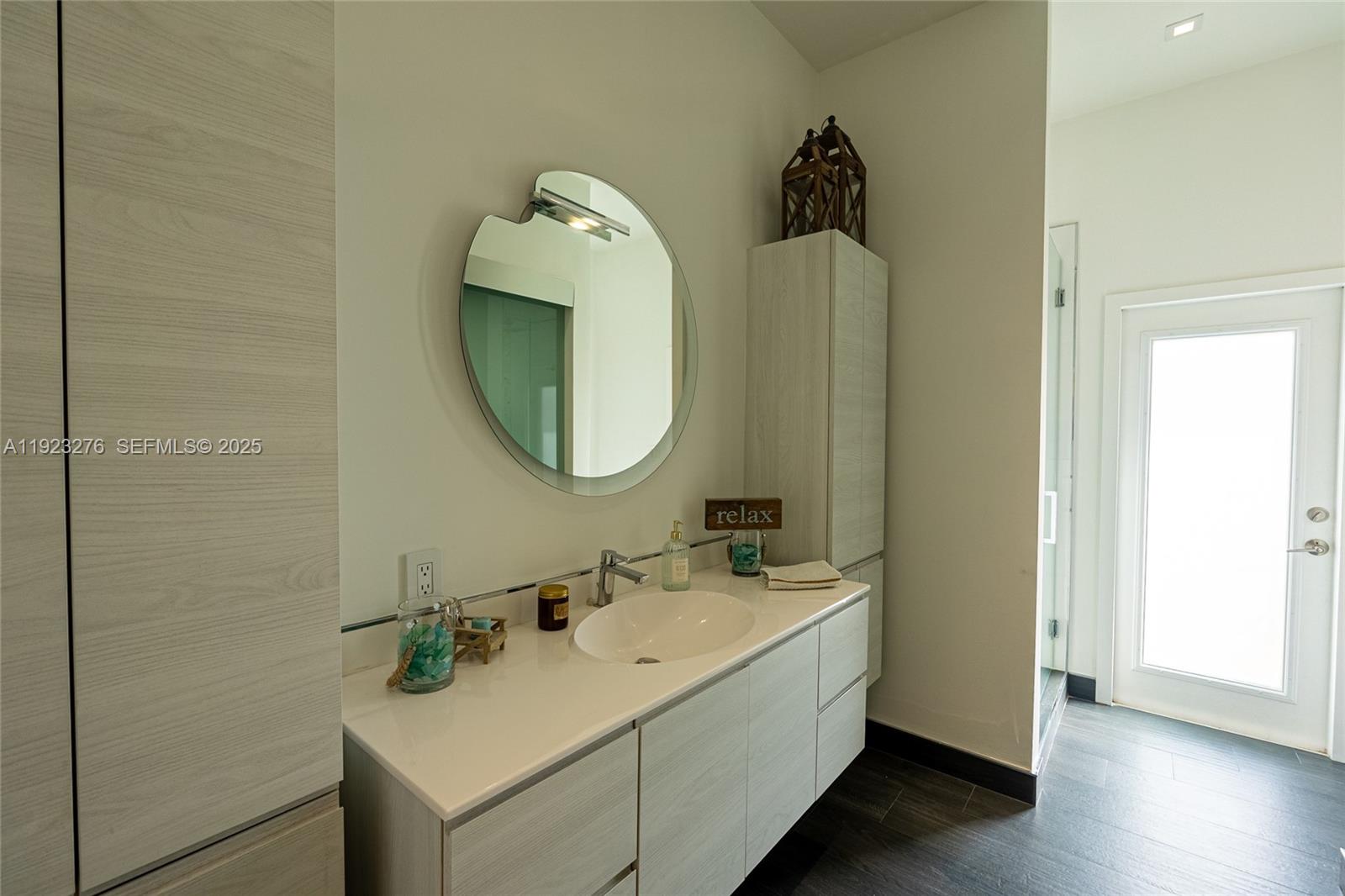 VANDERBILT PARK AMD PL - Residential Lease