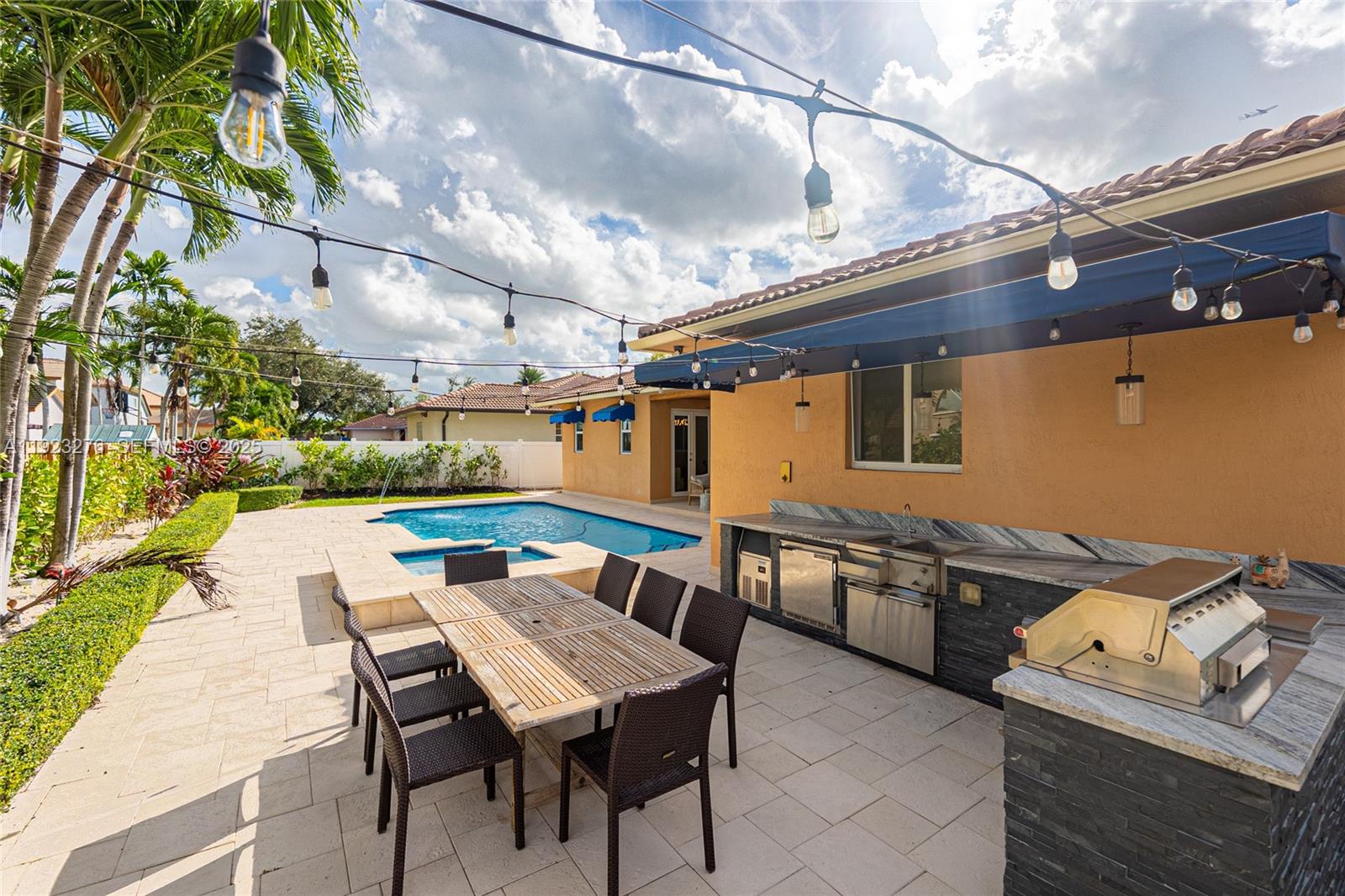 VANDERBILT PARK AMD PL - Residential Lease