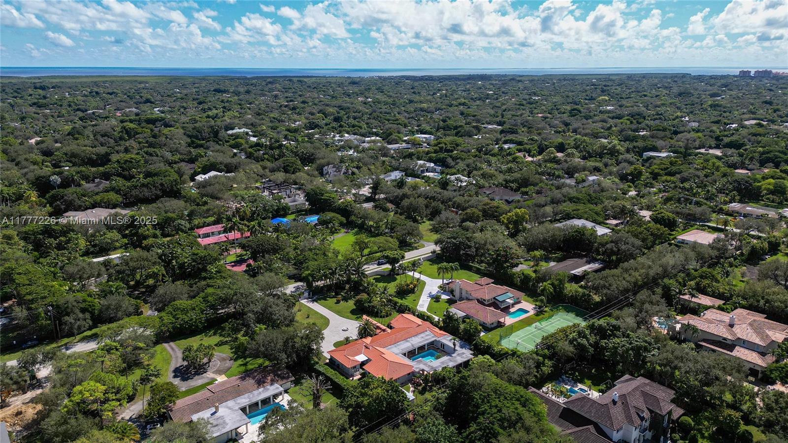 Pinecrest - Land