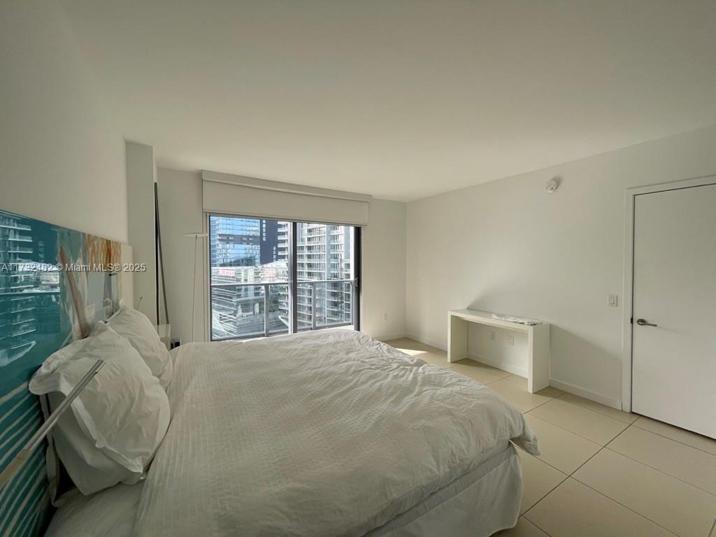 MY BRICKELL CONDO - Residential Lease