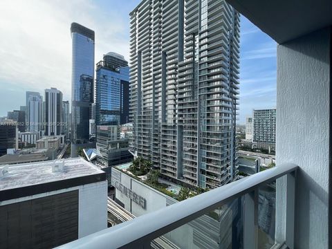 31 SE 6th St 2607 Miami FL 33131