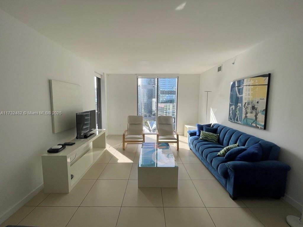 MY BRICKELL CONDO - Residential Lease