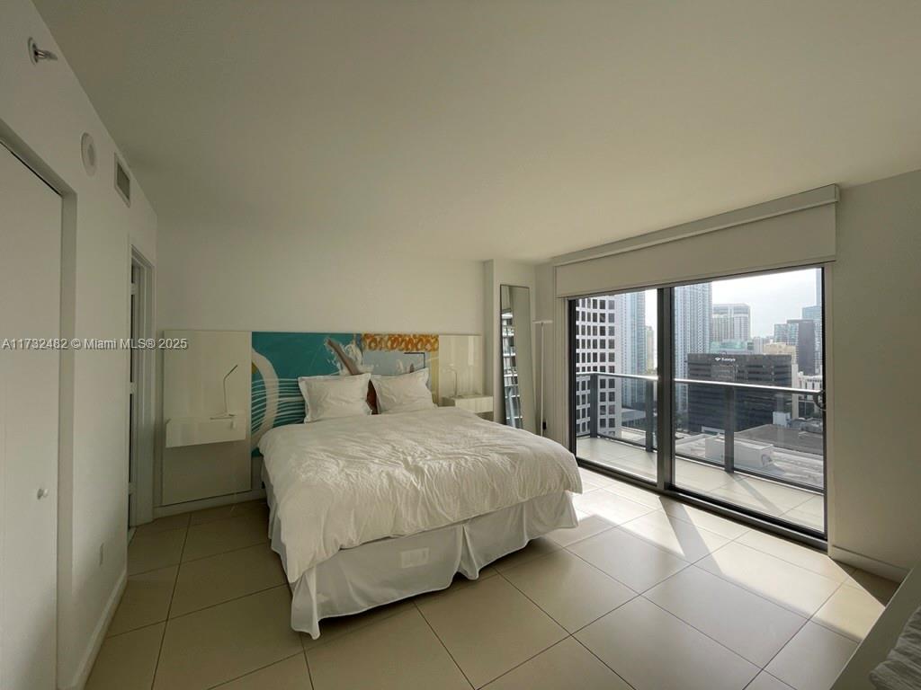 MY BRICKELL CONDO - Residential Lease