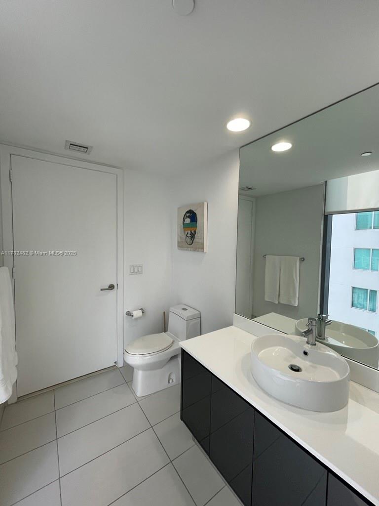MY BRICKELL CONDO - Residential Lease