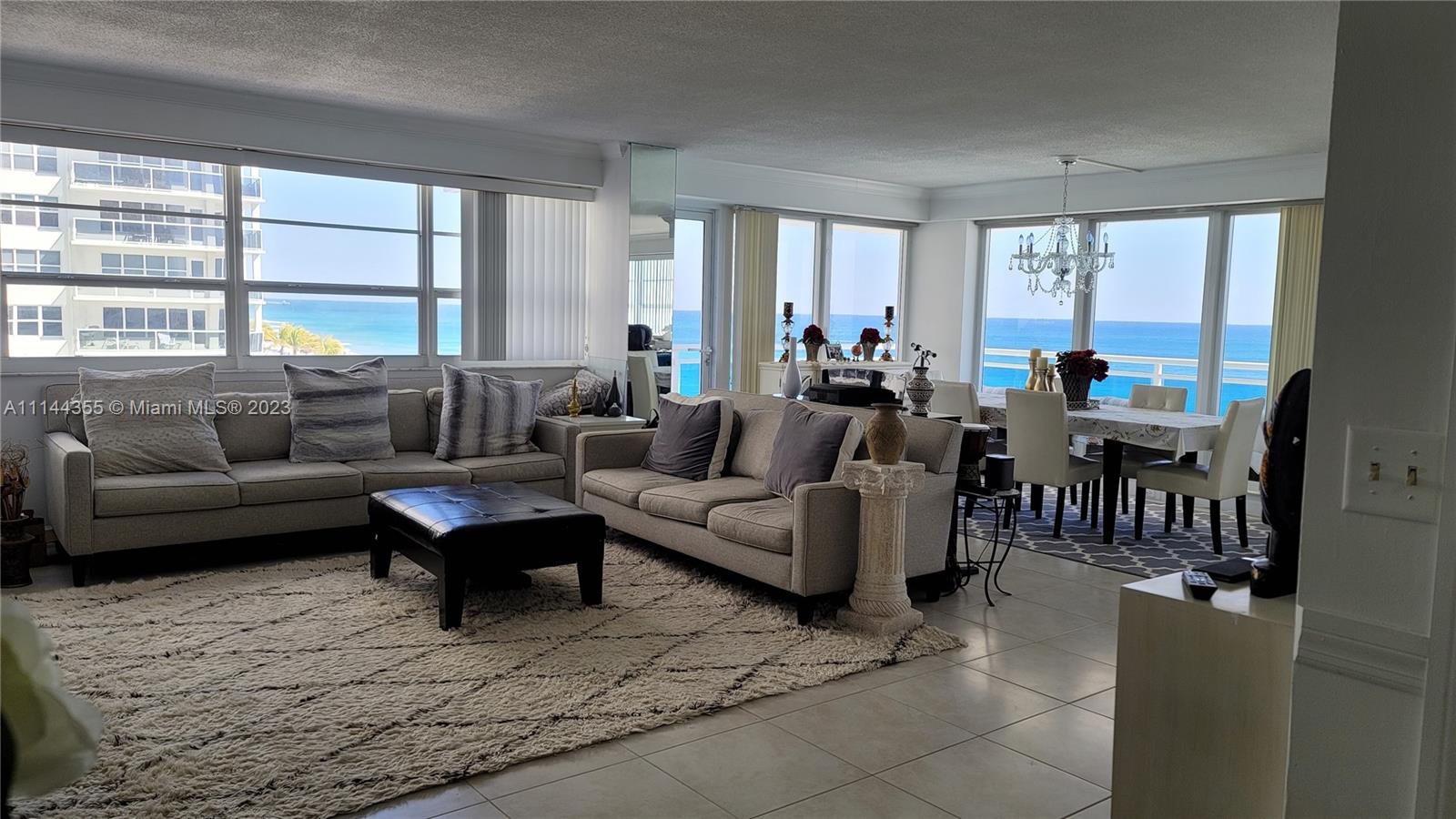 COMMODORE CONDO - Residential
