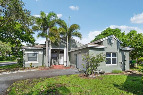 Photo of 10681 Lago Welleby Dr, Sunrise, FL 33351 (MLS # A11865831)