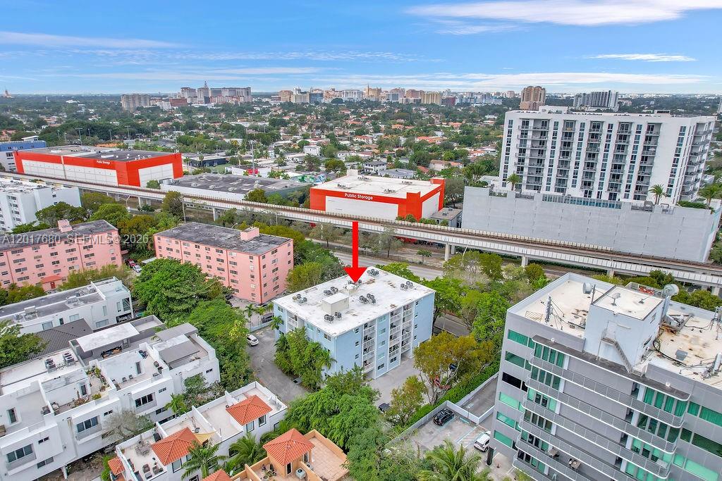 GROVES EDGE CONDO - Residential