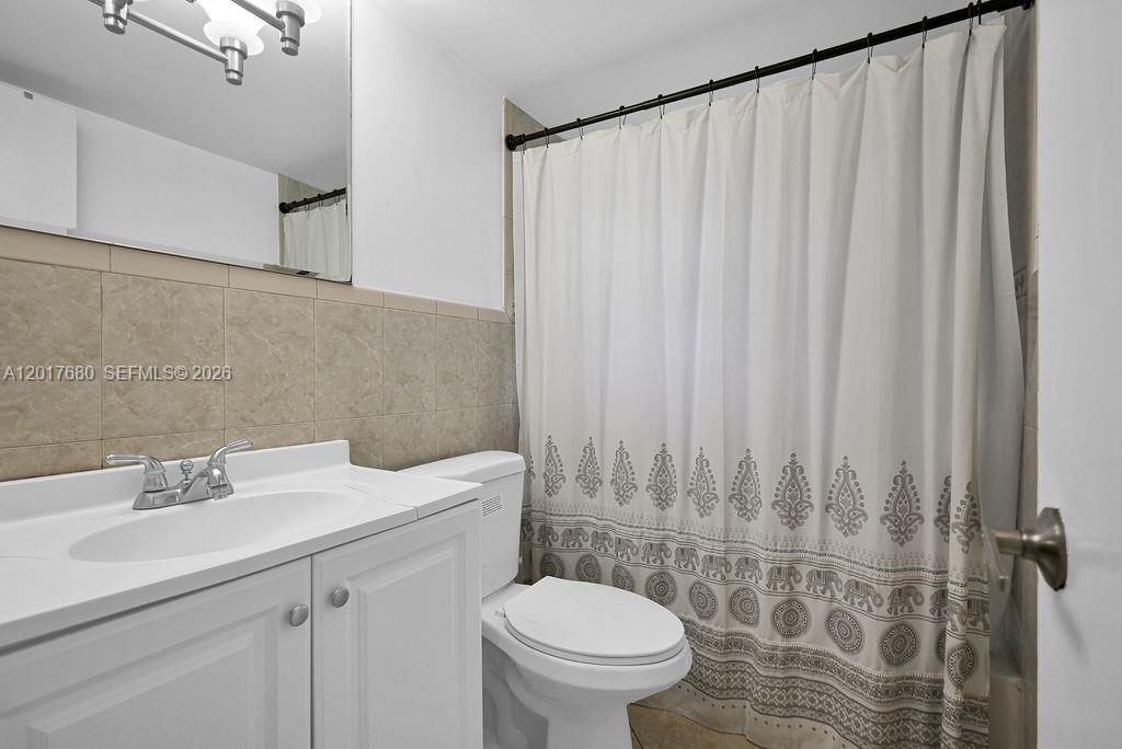 GROVES EDGE CONDO - Residential