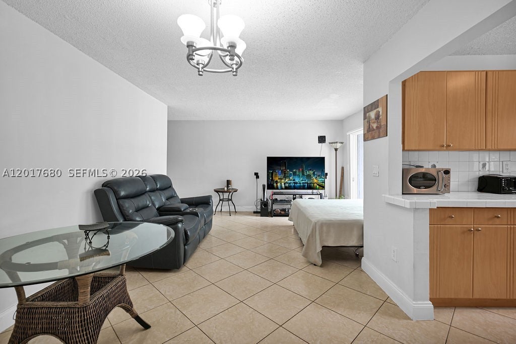 2920 SW 28th Ter 207, Miami FL 33133