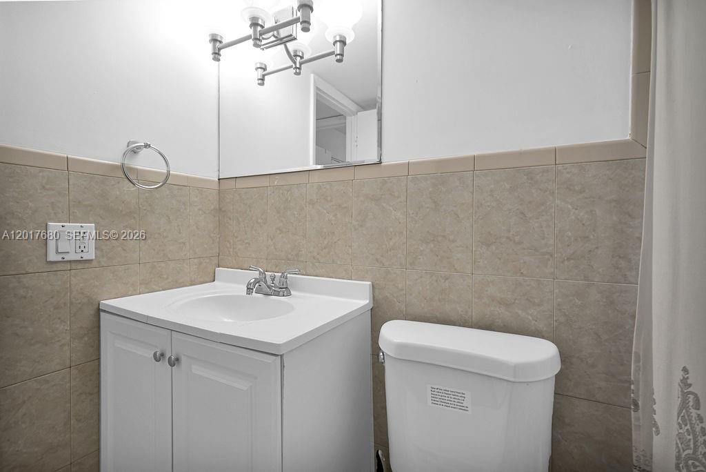 GROVES EDGE CONDO - Residential