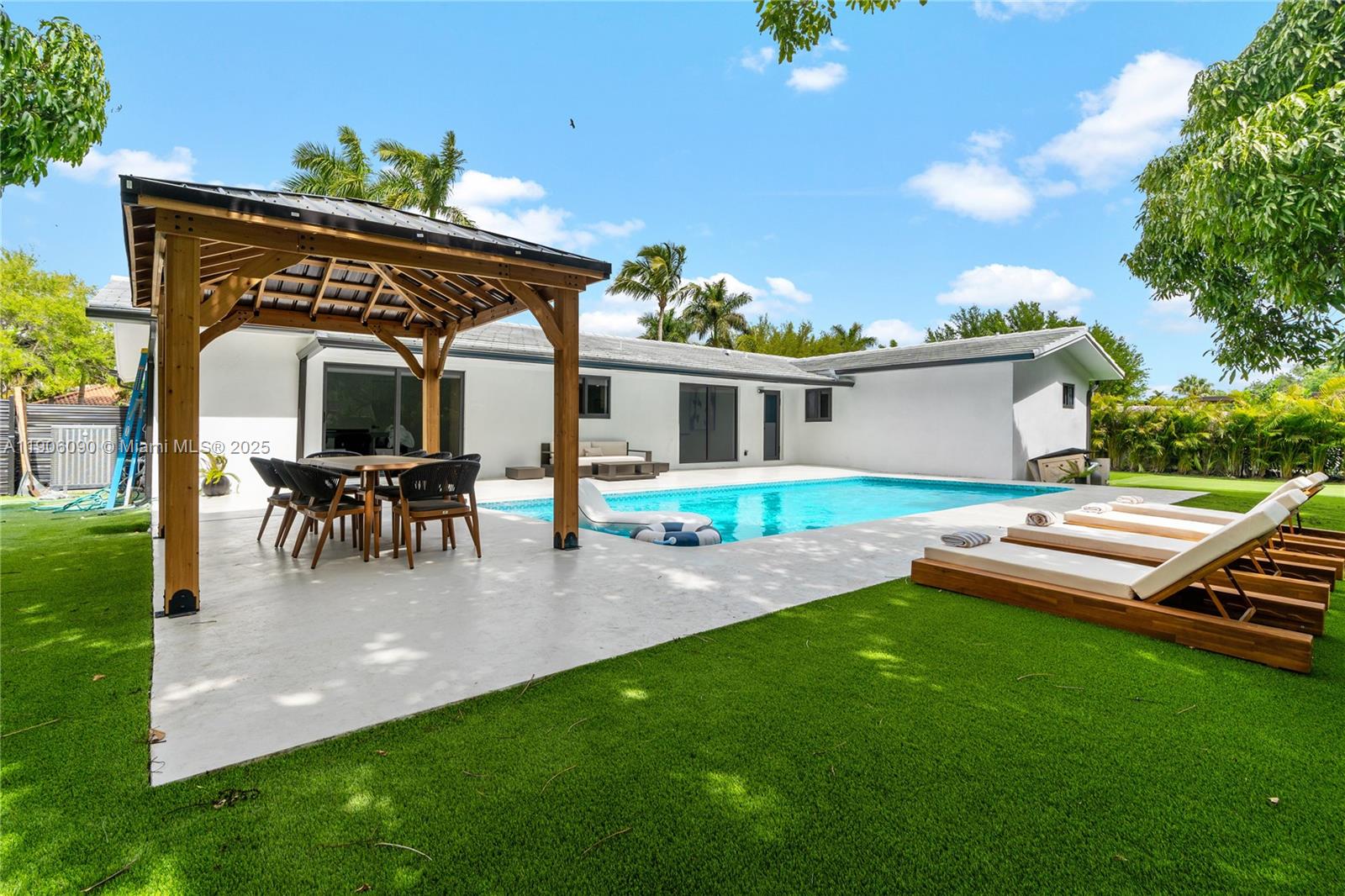 MARIES PINE ESTATES - Residential Lease